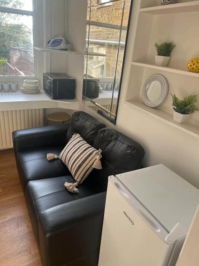 Lovely First Floor Flat-2 London Exterior photo